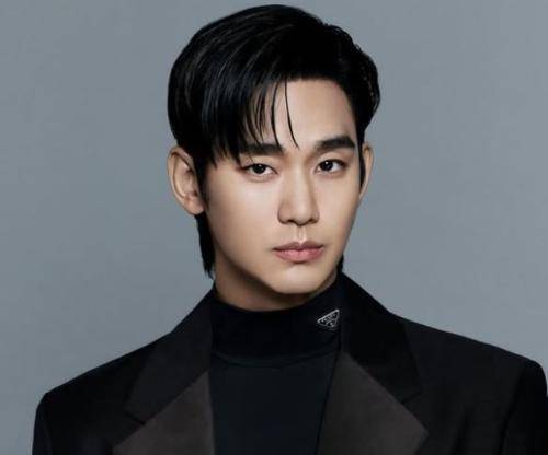 ◇배우 김수현. 사진=개인 SNS.
