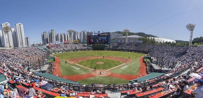 롯데 자이언츠 부산 사직구장 만원 관중 2026.5.10 부산 류재민 기자