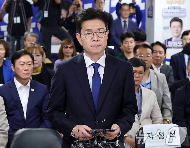 정원오 더불어민주당 서울시장 후보가 4일 오전 서울 중구 세종대로 캠프에서 제9회 전국동시지방선거 개표 상황에 따른 입장을 밝히고 있다. (공동취재) 2026.6.4 ⓒ 뉴스1 안은나 기자