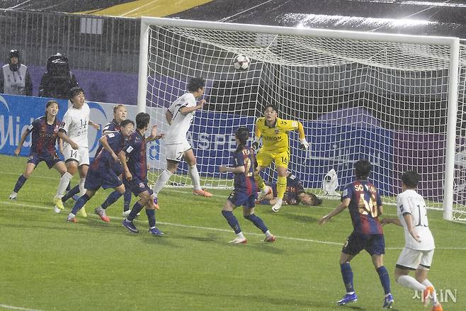 5월20일 수원종합운동장에서 수원FC 위민과 내고향여자축구단의 2025-2026 AFC 여자 챔피언스리그(AWCL) 준결승전이 진행됐다. ⓒ시사IN 이명익
