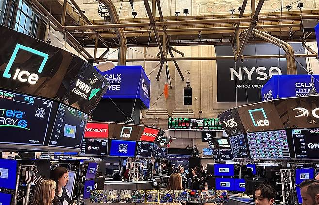 미국 뉴욕증권거래소(NYSE) 트레이딩 플로어 [연합뉴스 자료사진. 재판매 및 DB 금지]