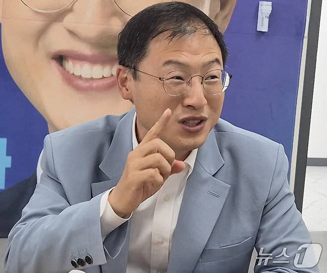 김상욱 울산시장 당선인이 4일 울산 남구 당선인 캠프에서 울산시청 중앙기자단과 간담회를 하고 있다. 2026.6.5 /뉴스1