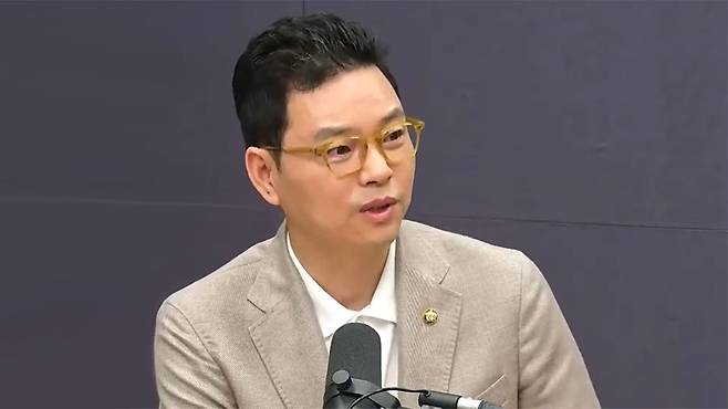'김태현의 정치쇼'에 출연한 국민의힘 박정훈 [SBS 시사교양 라디오 유튜브 캡처]