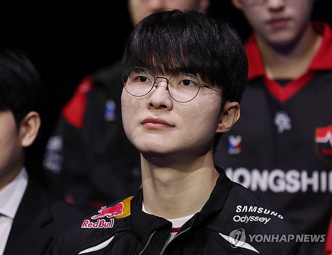 2026 시즌 미디어데이 참석한 페이커 (서울=연합뉴스) 이재희 기자 = 26일 서울 종로구 롤파크에서 열린 LCK(LoL 챔피언스 코리아) 2026 시즌 개막 미디어데이에 T1팀의 '페이커' 이상혁 선수가 참석하고 있다. 2026.3.26 scape@yna.co.kr