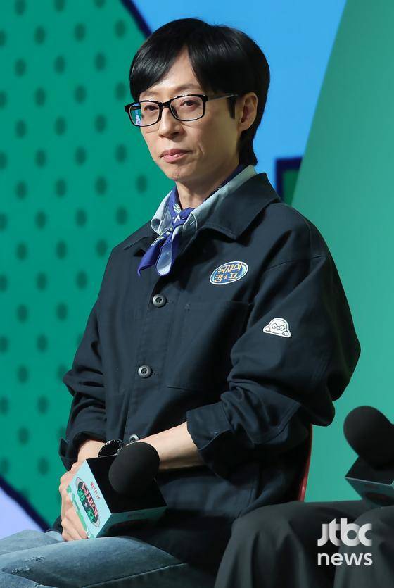 19일 오전 서울 종로구 jw 메리어트 호텔에서 넷플릭스 새 예능 프로그램 '유재석 캠프' 제작발표회가 열렸다. 정효민, 이소민, 황윤서 PD, 유재석, 이광수, 변우석, 지예은이 참석했다. 박세완 엔터뉴스팀 기자 park.sewan@jtbc.co.kr