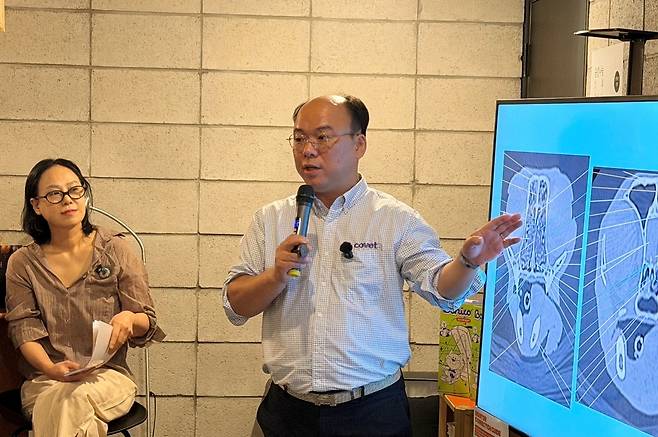 오이세 스카이동물메디컬센터 원장이 6일 열린 '숨결나눔 세미나'에서 강의를 하고 있다(소프트크림 제공). ⓒ 뉴스1