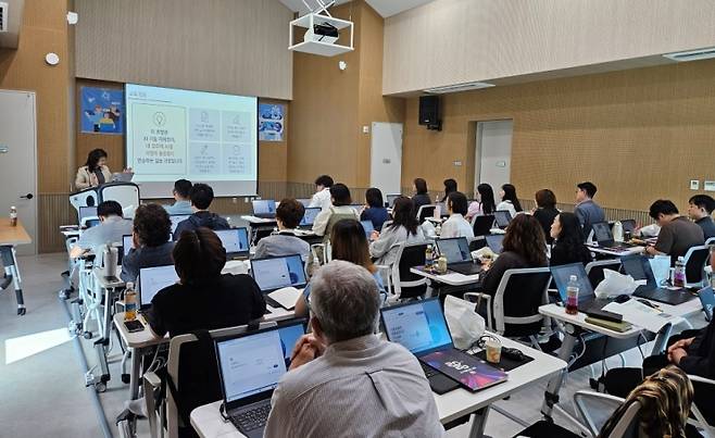 평창군, 직원 대상 생성형 AI 활용 역량 강화 교육 [평창군 제공.재판매 및 DB 금지]