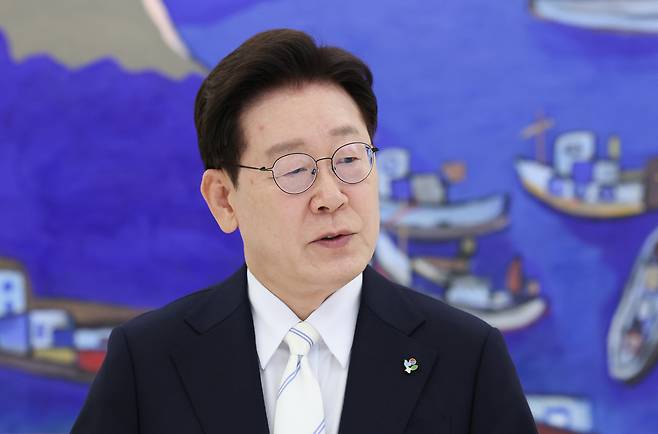이재명 대통령이 지난 8일 청와대에서 열린 4부 요인 회동에서 발언하고 있다. 청와대통신사진기자단