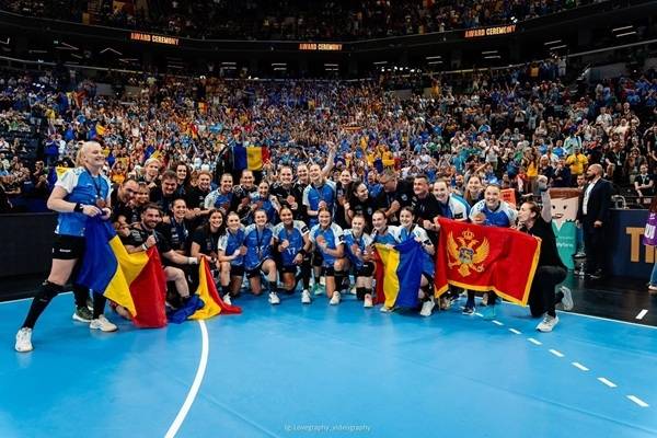사진 2025/26 EHF(유럽핸드볼연맹) 여자 핸드볼 챔피언스리그 동메달을 딴 CSM 부쿠레슈티, 사진 출처=CSM 부쿠레슈티