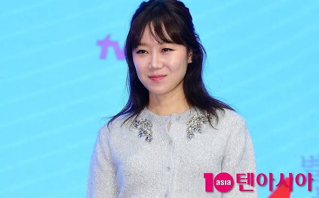 공효진이 '유부녀 킬러' 주연으로 캐스팅됐다./사진=텐아시아DB