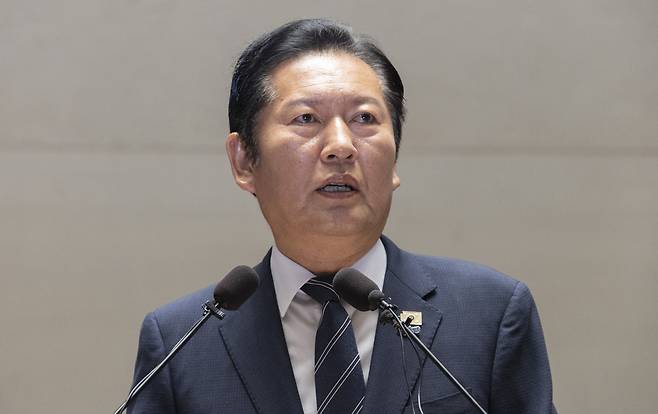 더불어민주당 정청래 대표가 11일 국회에서 열린 의원총회에서 발언하고 있다. 연합뉴스