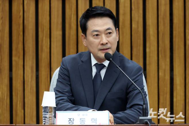 윤창원 기자