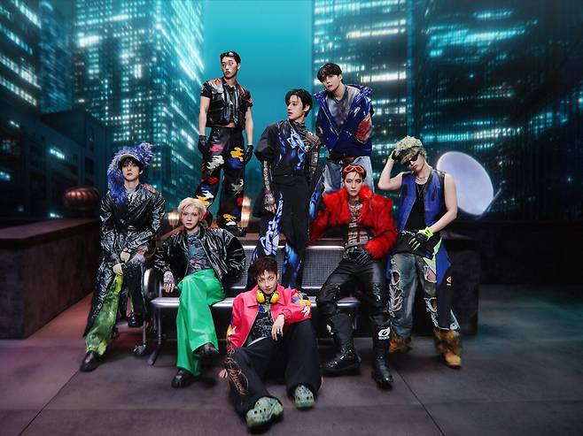 Group Ateez is heightening fans anticipation for their comeback by releasing new concept photos that utilize an entire city as a game stage. The newly released photos capture Ateezs unique, intense, and unrivaled atmosphere, drawing significant attention to the new album.