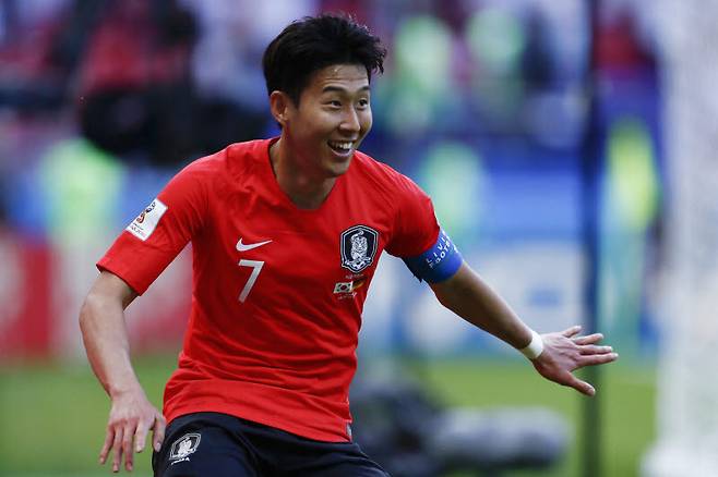 2018 러시아 월드컵 조별리그 F조 3차전에서 손흥민이 독일을 상대로 득점한 뒤 기뻐하고 있다. 사진=AFPBB NEWS