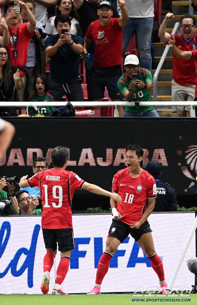 12일(한국시각) 멕시코 과달라하라 사포판의 에스타디오 과달라하라에서 열린 2026 북중미월드컵 대한민국과 체코의 경기. 오현규가 역전골을 터뜨리고 환호하고 있다. 사포판(멕시코)=허상욱 기자wook@sportschosun.com/2026.06.12/