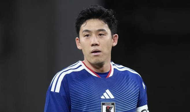 일본 축구대표팀 주장 엔도 와타루(리버풀)가 부상으로 2026 국제축구연맹(FIFA) 북중미 월드컵 최종 명단에서 제외된 데 이어 대표팀 은퇴까지 선언했다. /사진=FIFA 홈페이지