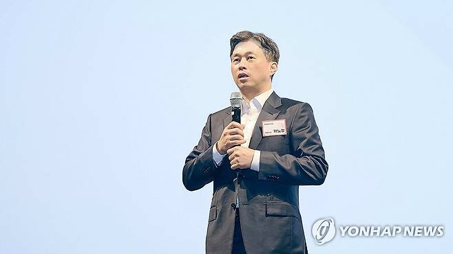 발언하는 곽노정 SK하이닉스 대표이사 사장 (서울=연합뉴스) 곽노정 SK하이닉스 대표이사 사장이 20일 서울 광진구 그랜드 워커힐에서 열린 '2026년 동반성장협의회 정기총회'에서 발언하고 있다. 2026.4.20 [SK하이닉스 제공. 재판매 및 DB 금지] photo@yna.co.kr