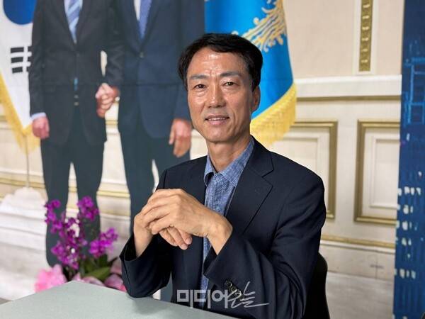 ▲미디어오늘은 지난 10일 오전 대구 달성군 화원읍에 위치한 후보 선거사무실에서 대구 달성군 국회의원 보궐선거에 출마했던 민주당 박형룡 전 후보를 만났다. 사진=윤유경 기자.