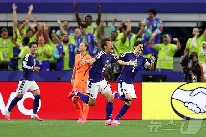 네덜란드와 2-2로 비긴 일본 축구대표팀.  ⓒ AFP=뉴스1