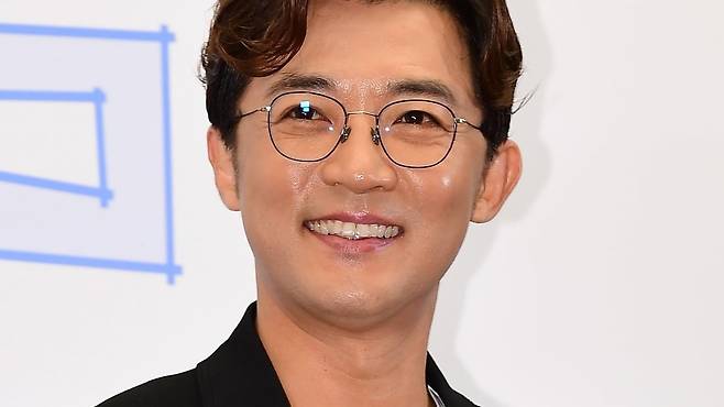 배우 안재욱이 늦둥이 아들을 품에 안은 소감을 밝혔다. /사진제공=tvN STORY