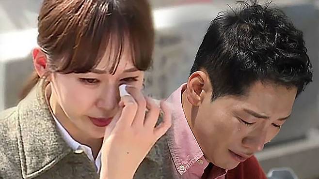 많은 고비를 지나오며 두 사람이 확인한 것은 부모라는 이름보다 서로라는 존재의 소중함이었다. 세계일보 자료사진