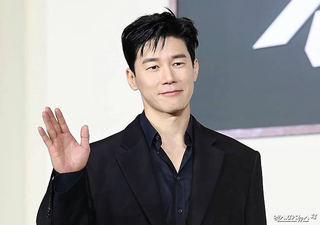 김무열