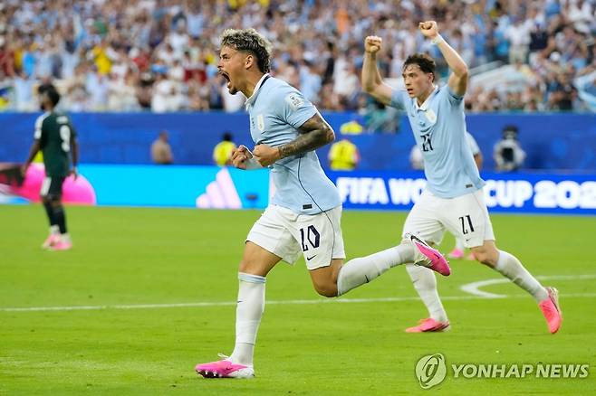 동점골을 터트리고 환호하는 막시밀리아노 아라우호 [AP=연합뉴스]