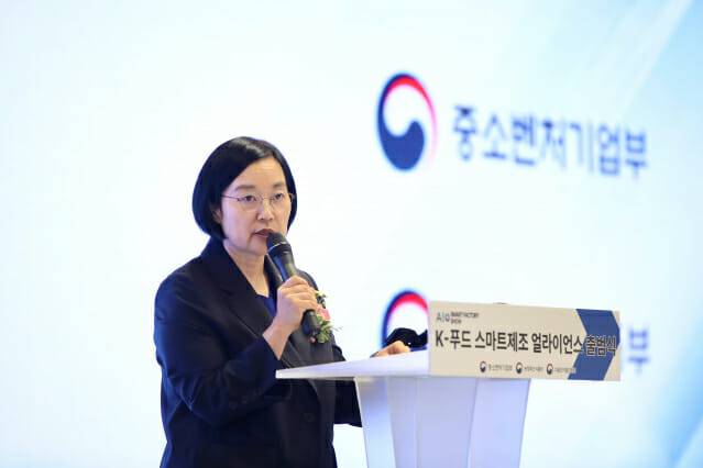 국무총리 후보자로 지명된 한성숙 중소벤처기업부 장관 (사진=중소벤처기업부)
