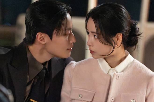 ‘멋진 신세계’ 스틸 (사진=SBS 제공)