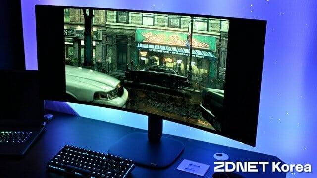 에일리언웨어 39 5K OLED(AW3926QW) 모니터. (사진=지디넷코리아)