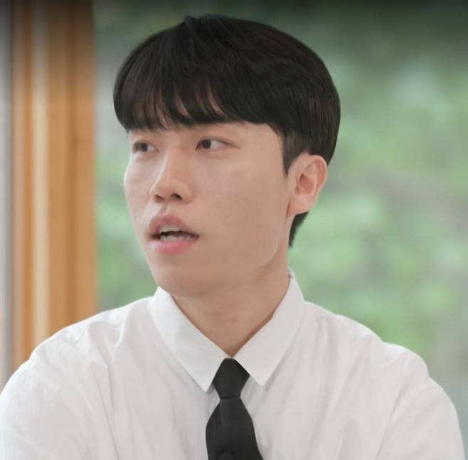 삼성전자를 퇴사하고 버스 운전기사의 길을 선택한 이승준 씨. tvN 갈무리