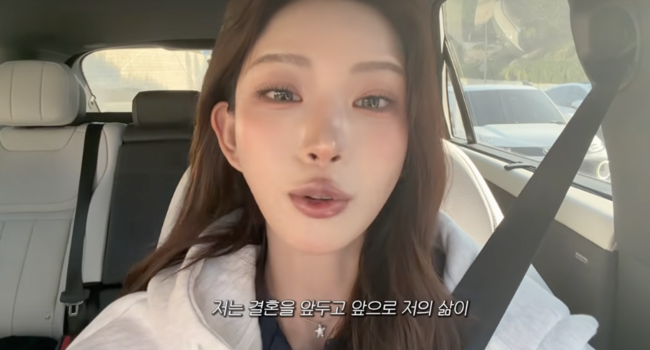 Choi Joon-Hee, the daughter of the late Choi Jin-sil, has made it clear that she never gave permission for YouTube shamanistic content dealing with her fortune and future. Through her YouTube channel, Choi Joon-Hee questioned the reliability of indiscriminate blind fortune-telling videos and criticized the consumption of content without the subjects consent.