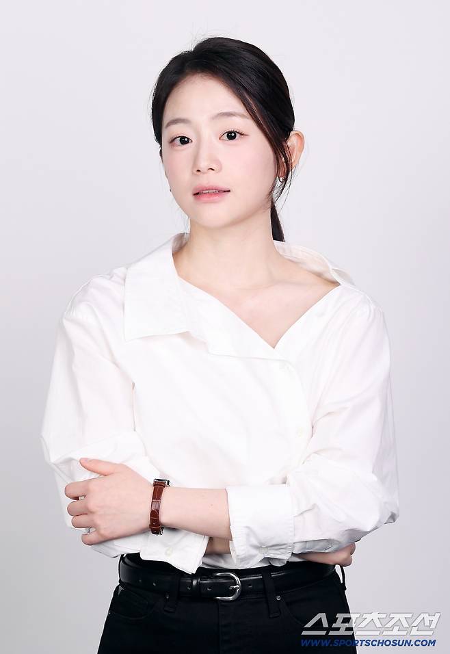'폭싹 속았수다' '21세기 대군부인'에 이어 '멋진 신세계'까지 매 작품 변주에 성공하며 연기 스펙트럼을 넓히고 있는 배우 채서안이 스포츠조선을 방문해 카메라 앞에서 매력을 발산하고 있다. 사진=정재근 기자 cjg@sportschosun.com/2026.6.16/