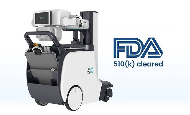 모바일 엑스레이 'RAYMO'가 미국 FDA 인증을 획득에 이어 유렵연합 의료기기 인증도 획득했다./디알젬 제공
