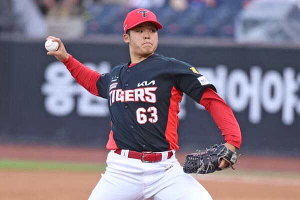 21일 오후 5시 수원KT위즈파크에서 열린 2026 신한 SOL뱅크 KBO리그 정규시즌 경기에서 KT 위즈를 상대로 역투한 KIA 시라카와.(KIA 시라카와 4이닝 3피안타 3볼넷 5탈삼진 2실점 82구). /사진=KIA 타이거즈