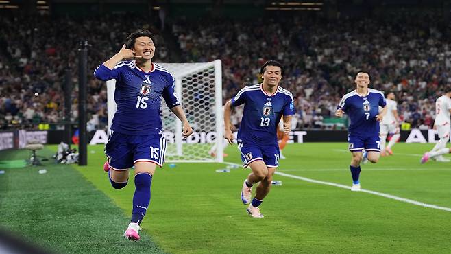 튀니지전에서 4-0 대승을 거둔 일본 축구대표팀 <사진:AP/연합뉴스>