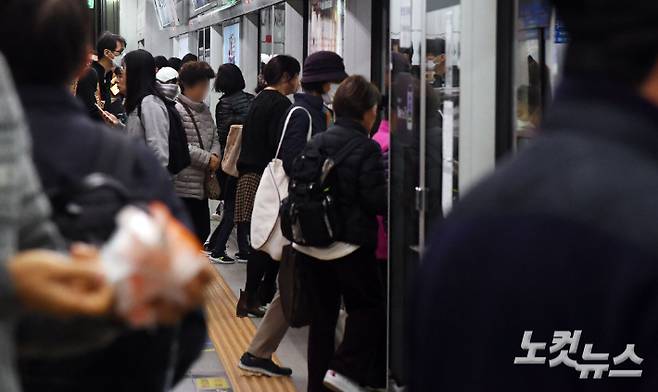 황진환 기자