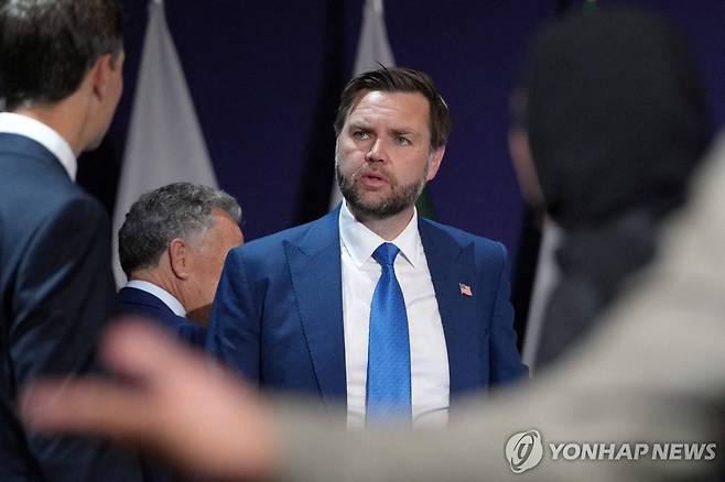 스위스 찾은 미 협상대표 밴스 부통령 [AFP=연합뉴스. 재판매 및 DB 금지]