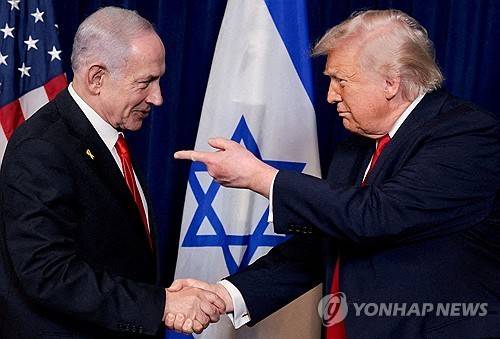 도널드 트럼프 미국 대통령(오른쪽)과 베냐민 네타냐후 이스라엘 총리(왼쪽) [로이터 연합뉴스 자료사진. 재판매 및 DB 금지]