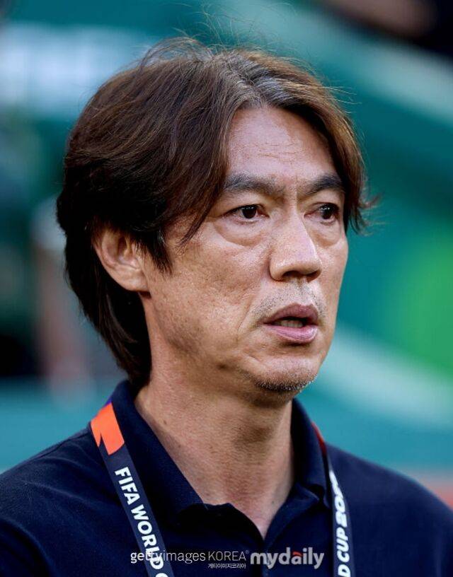 홍명보 감독이 이끄는