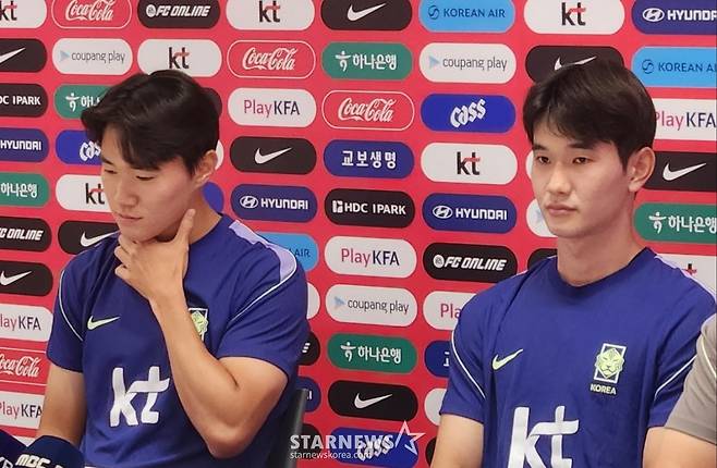 대표팀 베이스캠프인 치바스 베르데 바예에서 인터뷰에 나선 양현준(왼쪽)과 김진규. /사진=박건도 기자