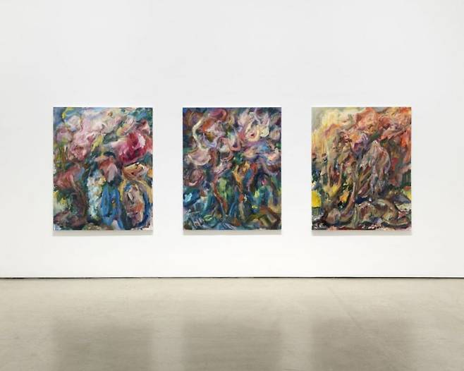 '할 수 있는 자가 구하라' 전시 중 , '여성 추상, 감각의 언어' 전경 이미지, 갤러리현대