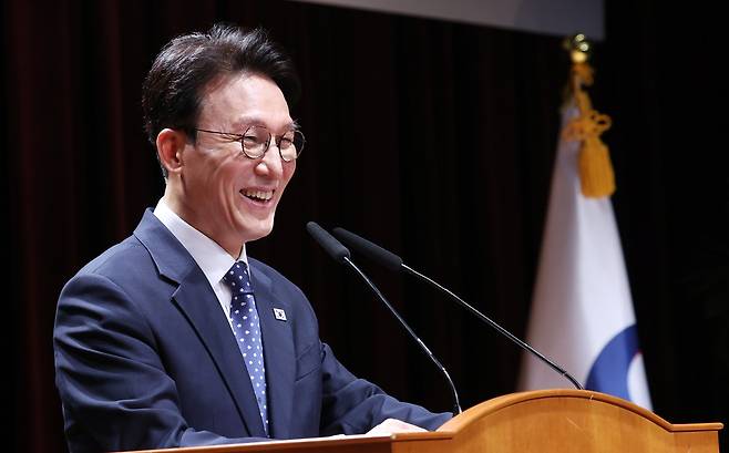 오늘(1일) 오전 정부서울청사에서 이임식을 진행 중인 김민석 전 국무총리 (출처 뉴스1)