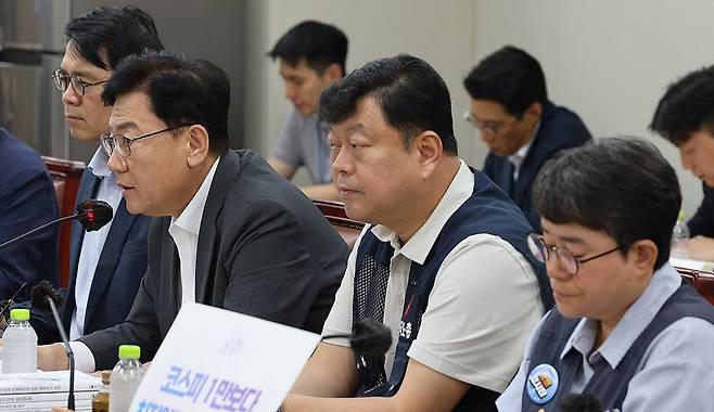 2일 정부세종청사 최저임금위원회에서 열린 제11차 전원회의에서 사용자위원인 류기정 한국경영자총협회(경총) 전무가 발언하고 있다. (사진제공=연합뉴스)