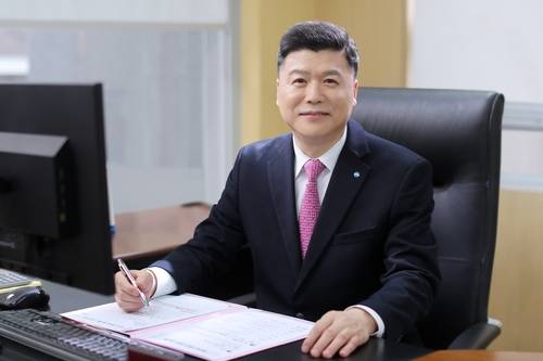 KB금융 1차 숏리스트에 포함된 권광석 전 우리은행장[출처: 우리은행]