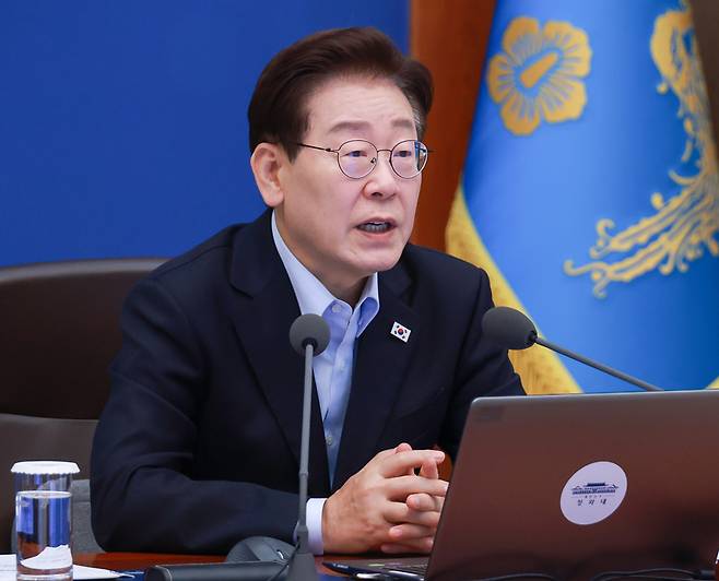 이재명 대통령이 어제(2일) 청와대에서 열린 수석보좌관회의에서 발언하고 있다. / 사진=연합뉴스