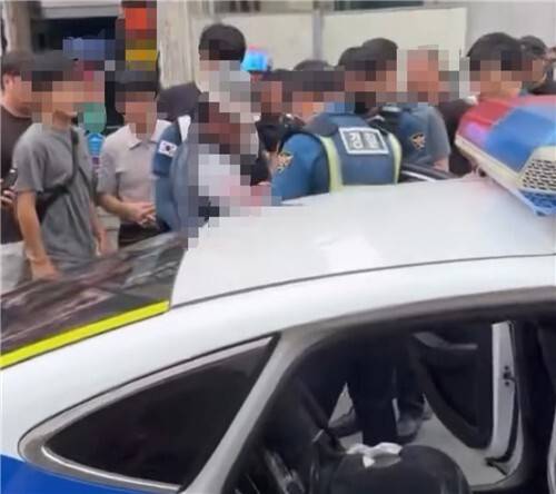 거제 흉기 난동 피의자 검거. 연합뉴스