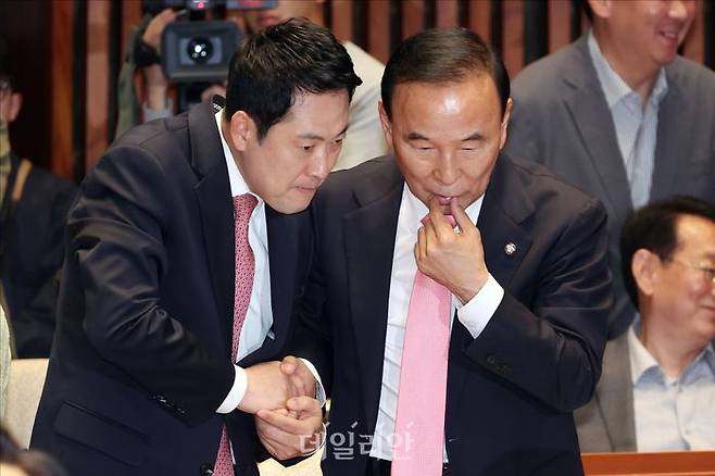 장동혁 국민의힘 대표, 박덕흠 국회부의장 ⓒ데일리안 홍금표 기자