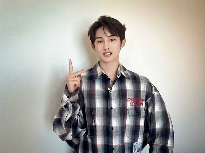 NCT 윈윈이 7월 9일 자로 SM엔터테인먼트와의 전속계약을 종료한다. NCT 공식 트위터