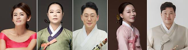 (사진 왼쪽부터) 소프라노 박성희, 판소리 장문희, 대금 류근화, 소리 이은비, 피리산조 김원근.
